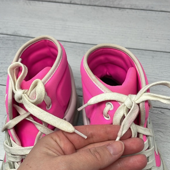 Chanel Suede High Top Sneakers in Pink G33726 38 S52 - Picture 12 of 14